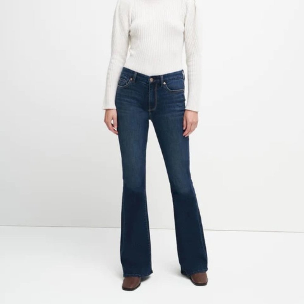 7 For All Mankind Wide Legged Boot Cut Five Pockets Denim Jeans P6129